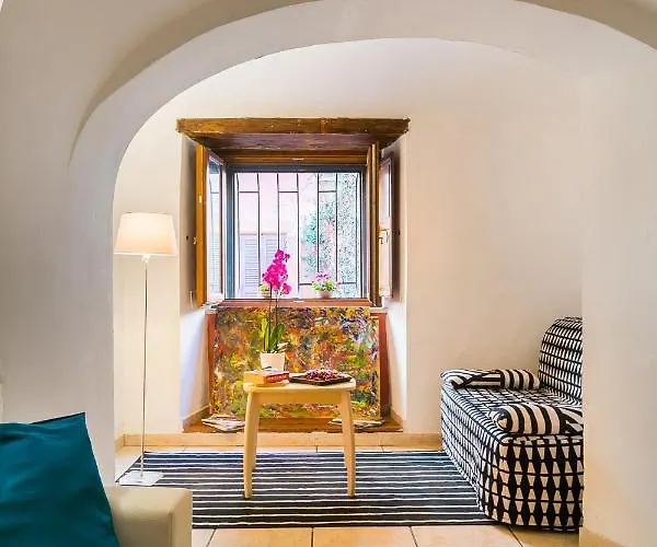 Moro 50 - Loft In Trastevere * Roma